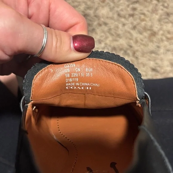 Coach Putnam loafer in black leather gold signature chain - Picture 7 of 7